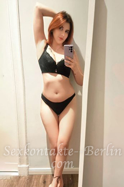 Book escort Mariika in Berlin for affordable foot fetish services